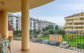 Nice apartment in Tortoreto Lido with 2 Bedrooms